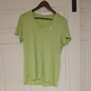 Under Armour Women's Light Green V-Neck Tee